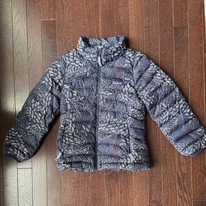Patagonia Kids Patterned Puffer Jacket - Blue and White